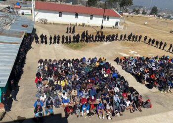 Localizan celulares y cuchillos en requisas realizadas en cárceles de Guatemala