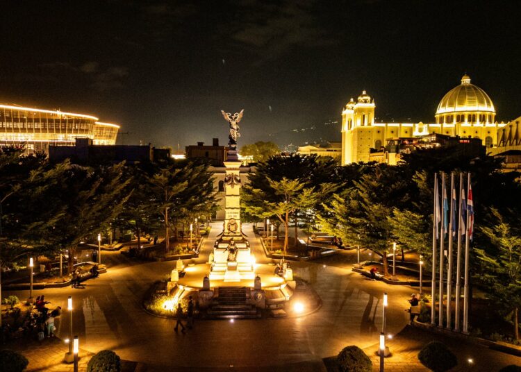 El Salvador sube 32 puestos en el ranking Global Soft Power Índex 2025