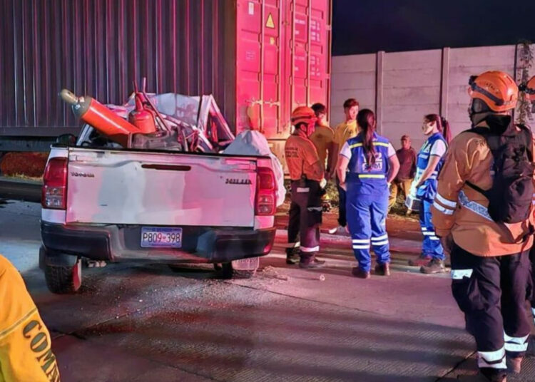 Grave accidente de tránsito sobre carretera que de Metapán conduce a Santa Ana