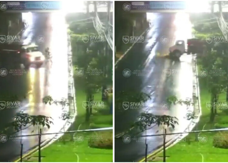 Queda en video como un camión pierde el control en Bulevar Los Próceres