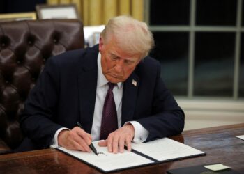 Trump ordenó la destitución de todos los fiscales de la era Biden y prometió “restaurar la confianza” en la Justicia