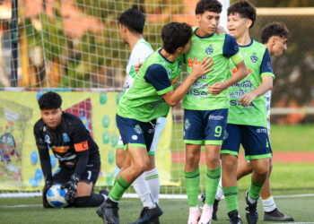 Santa Tecla remontó y rescató un triunfo sufrido en casa en la Copa Chocovitos