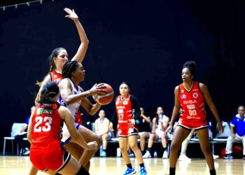 San Salvador comienza con triunfo su camino en el torneo Apertura 2025 de la LMBF