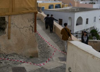 Santorini registra el más fuerte de los sismos de los días recientes