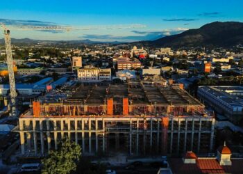 Construcción del nuevo Hospital Rosales alcanza un 90% de avance