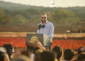 Aeropuerto del Pacífico iniciará operaciones en 2027, recibiendo 300 mil pasajeros por año, asegura presidente Bukele