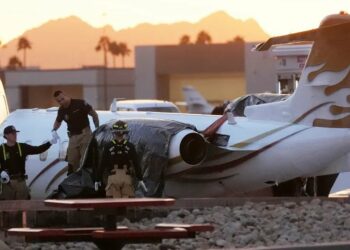 Un avión propiedad de Vince Neil de Mötley Crüe se estrelló dejando un muerto y tres heridos
