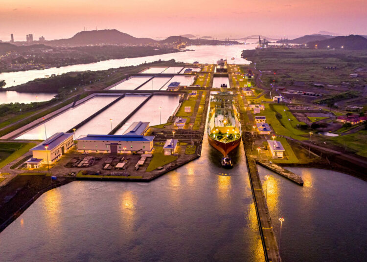 China insta a Panamá a «tomar la decisión correcta» tras anunciar su salida de la Franja y la Ruta