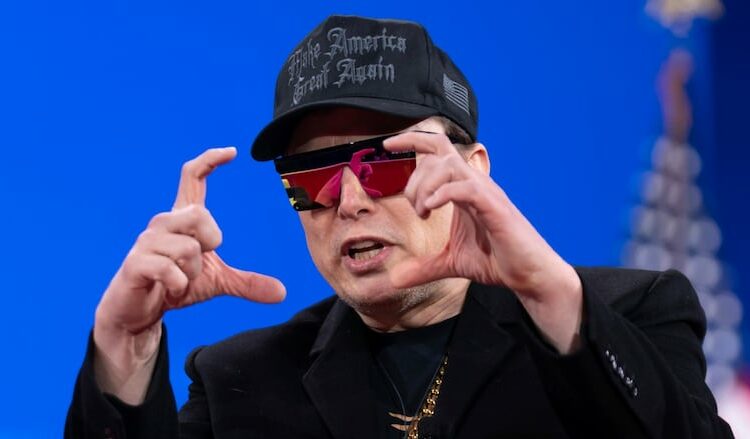 Musk lanza nueva amenaza a empleados federales de EE.UU.