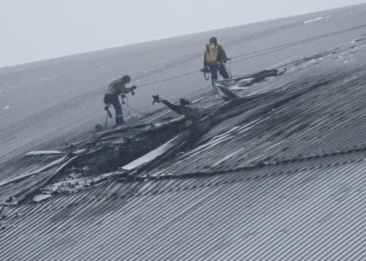 La agencia atómica de la ONU advirtió que el sarcófago de Chernobyl sufre incendios latentes tras el ataque de un dron ruso