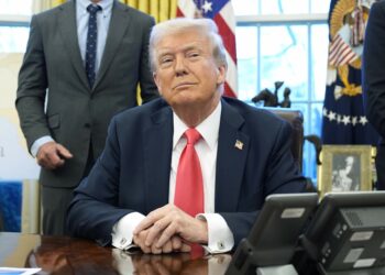 Trump prevé convertir el inglés en la lengua oficial de EE. UU., por primera vez en la historia