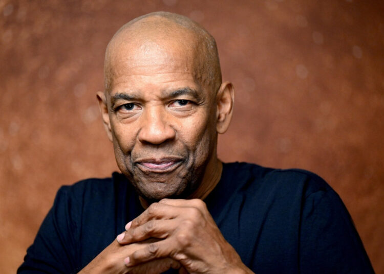 Denzel Washington tiene dificultades para hablar tras morderse la lengua ‘casi a la mitad’