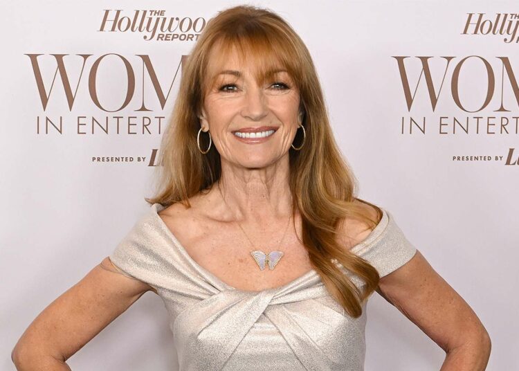Jane Seymour se alegra de ‘envejecer de arriba abajo y de un lado a otro’ para sus papeles en la pantalla