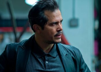 John Leguizamo se suma a las críticas a Karla Sofía Gascón como Emilia Pérez: “Los españoles no son latinos”
