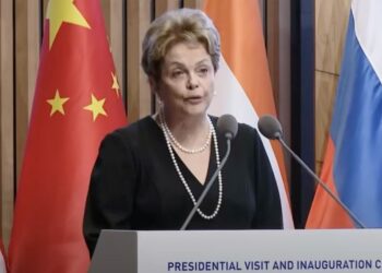 Dilma Rousseff es hospitalizada en China