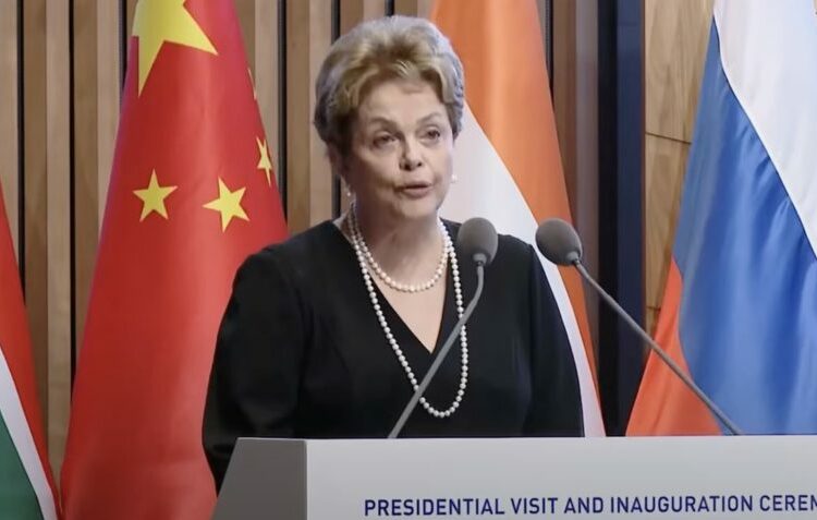 Dilma Rousseff es hospitalizada en China