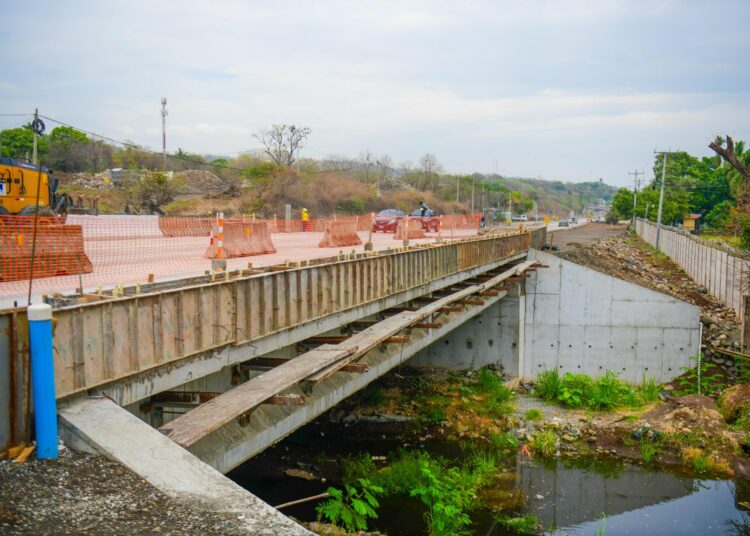 Ampliación de puente Conchalío mejorara la conectividad vial en zona costera del país