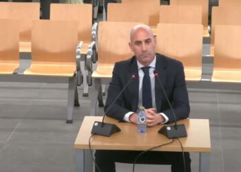 Defensa de Rubiales pide su absolución y abogado de Hermoso reitera acusación de agresión sexual