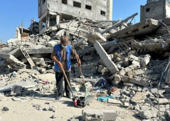 Trump dice que su plan para reconstruir Gaza descarta que los palestinos vuelvan allí