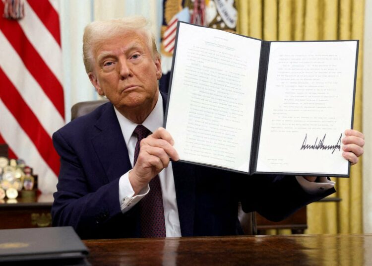 Trump declara el inglés como idioma oficial de EE.UU.