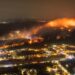 Combaten incendios forestales en las Carolinas en medio de vientos fuertes