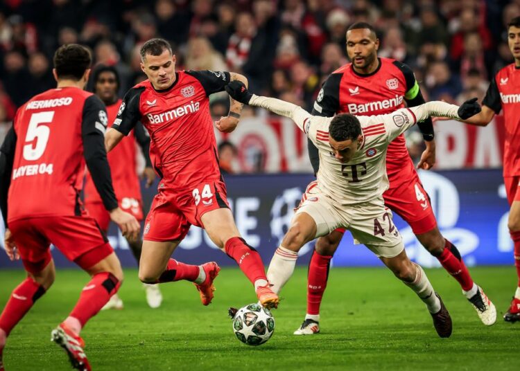 Bayern goleó a Leverkusen y encaminó su pase a cuartos de final