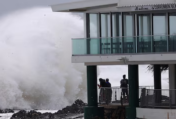 El ciclón Alfred amenaza a 4 millones de personas en Australia