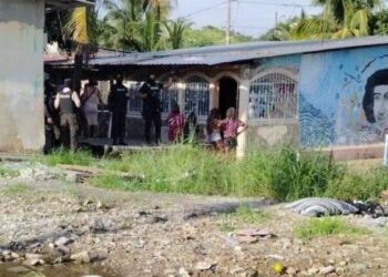 22 personas fueron asesinadas a las afueras de Guayaquil por una disputa entre bandas criminales