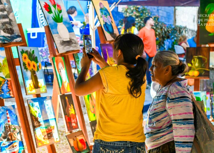 Más de 3,000 salvadoreños disfrutan de la primera Feria Integra en Apopa