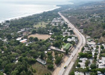 Puerto de La Libertad avanza en modernización con cableado subterráneo y ampliación de vías