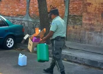 Autoridades municipales piden colaboración para mantener el orden en Santa Tecla