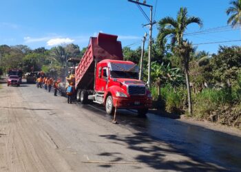 Más del 75 % de avance en la reconstrucción vial de Caluco, Sonsonate Este
