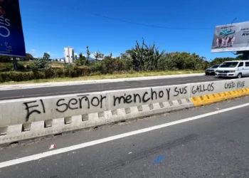 Nombre de peligroso narco-terrorista mexicano aparece en grafiti en autopista de Costa Rica