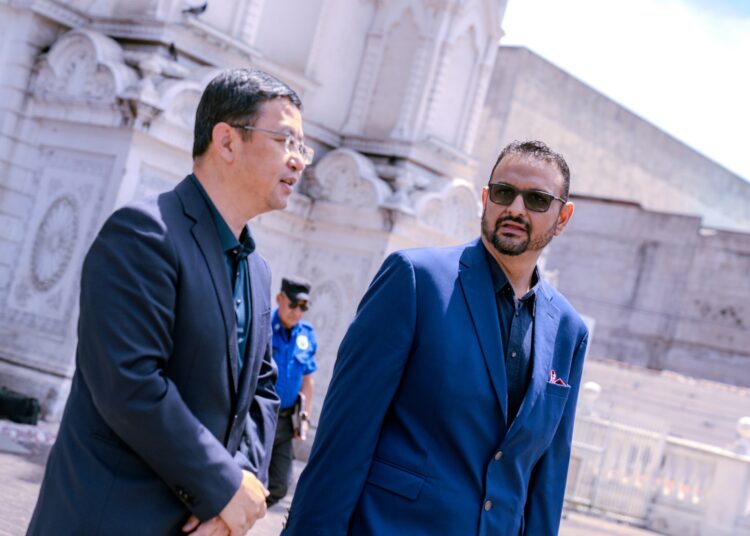 Alcalde Gustavo Acevedo de Santa Ana Centro impulsa la cooperación de China para proyectos en ese municipio