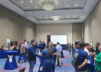 CONAMYPE impulsa alianzas entre MYPES y grandes compradores en showroom comercial