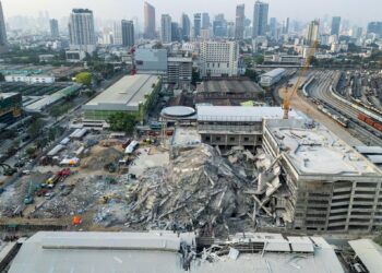 Autoridades en Birmania confirman más de mil fallecidos tras fuerte terremoto