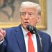 Presidente Trump ordena “pausar” toda ayuda a Ucrania