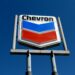 Donald Trump ordena a refinería Chevron finiquitar sus operaciones en Venezuela