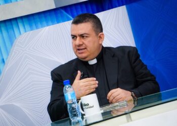 “El señor Neftalí Ruiz no es ni diácono, ni sacerdote, ni obispo de la Iglesia Católica”: Padre Edwin Baños