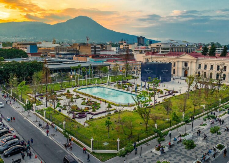 2024 cierra con histórico récord de inversión privada en el Centro Histórico de San Salvador