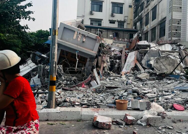 Réplicas de hasta 6.4 grados han sido sentidas tras poderoso terremoto en Birmania