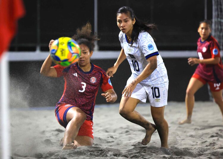 Paola Calderón : “Desde que tengo memoria me ha gustado mucho jugar al fútbol”
