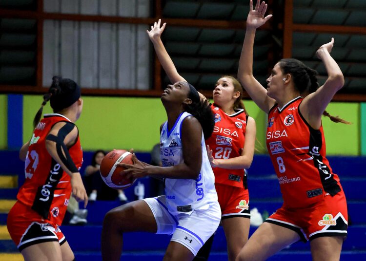 Santa Tecla rompe mala racha con un triunfo en casa en la LMBF