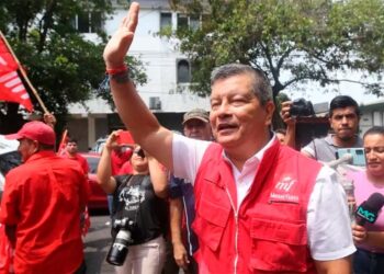 «Chino» Flores pide alianza con Venezuela y rechazar medidas de seguridad de EEUU