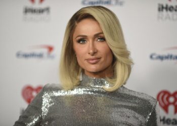 Paris Hilton revela que una actriz ‘icónica’ la interpretará en la pantalla