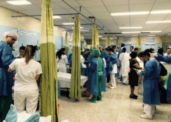 Crisis por saturación y falta de insumos hospitalarios en Honduras
