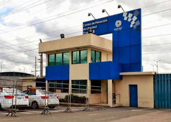 Hallan a cinco reos muertos en cárcel más grande de Ecuador