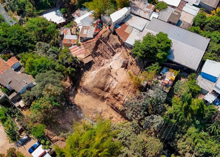 Inician obras de mitigación de riesgos en comunidad La Mascota, San Salvador