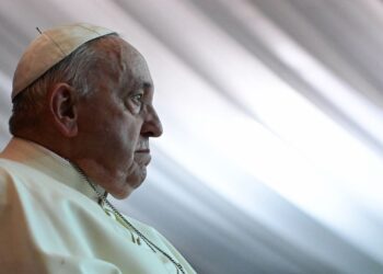 El Papa Francisco sigue los ejercicios espirituales de cuaresma desde el hospital