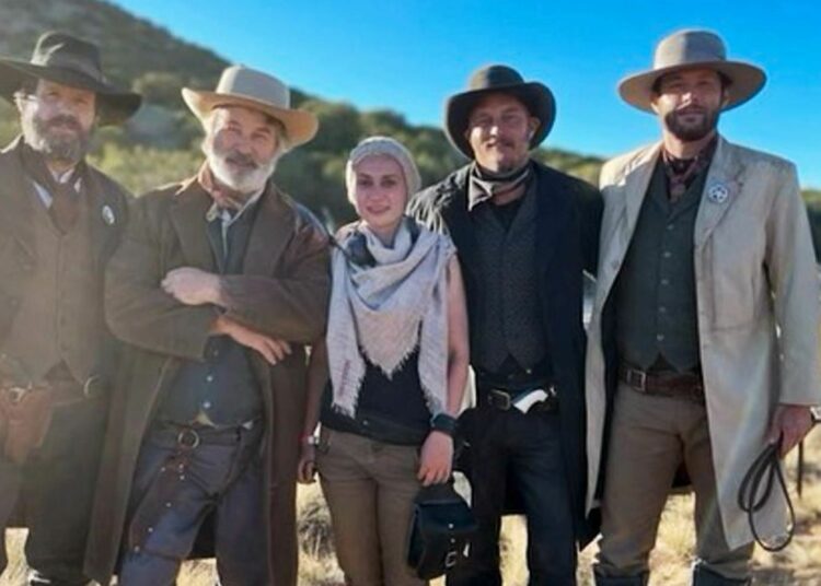 Finalmente terminaron “Rust”, la película del disparo fatal de Alec Baldwin, pero tendrá un estreno restringido